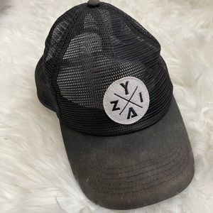 Zyia hat